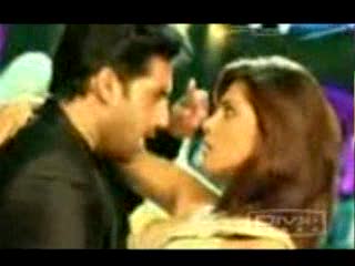 Watch Desi Girl - Dostana Video